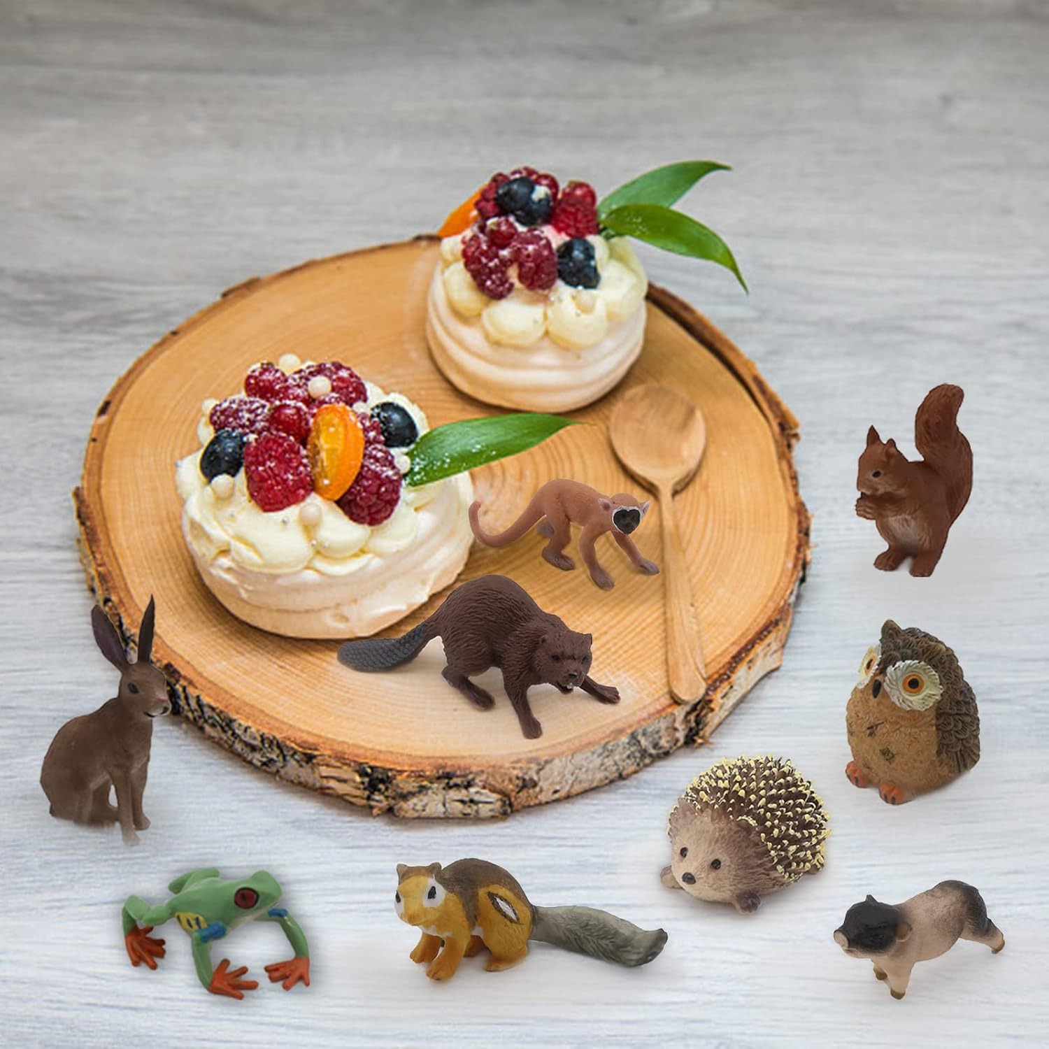 Forest Animal Figures 18 Piece Woodland Play Set